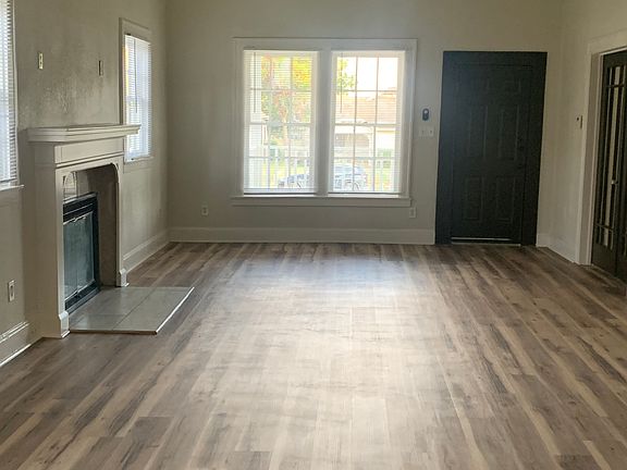 3rd image of 3215 Ethel Ave