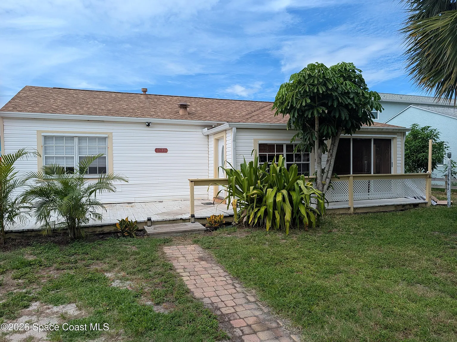 3 bed, 3.0 bath, 1464 sqft, $2,800 — Photo 1