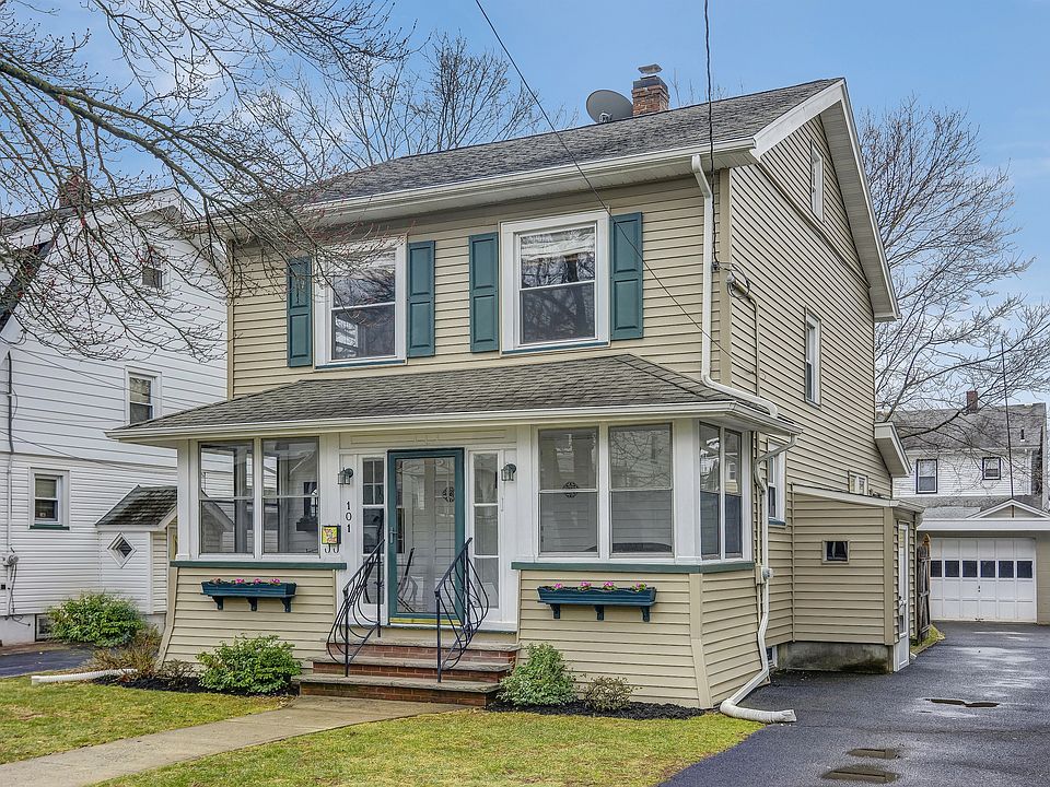 Charming Side Hall Colonial