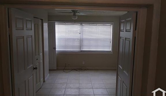 4th image of 339 NW 4th Pl