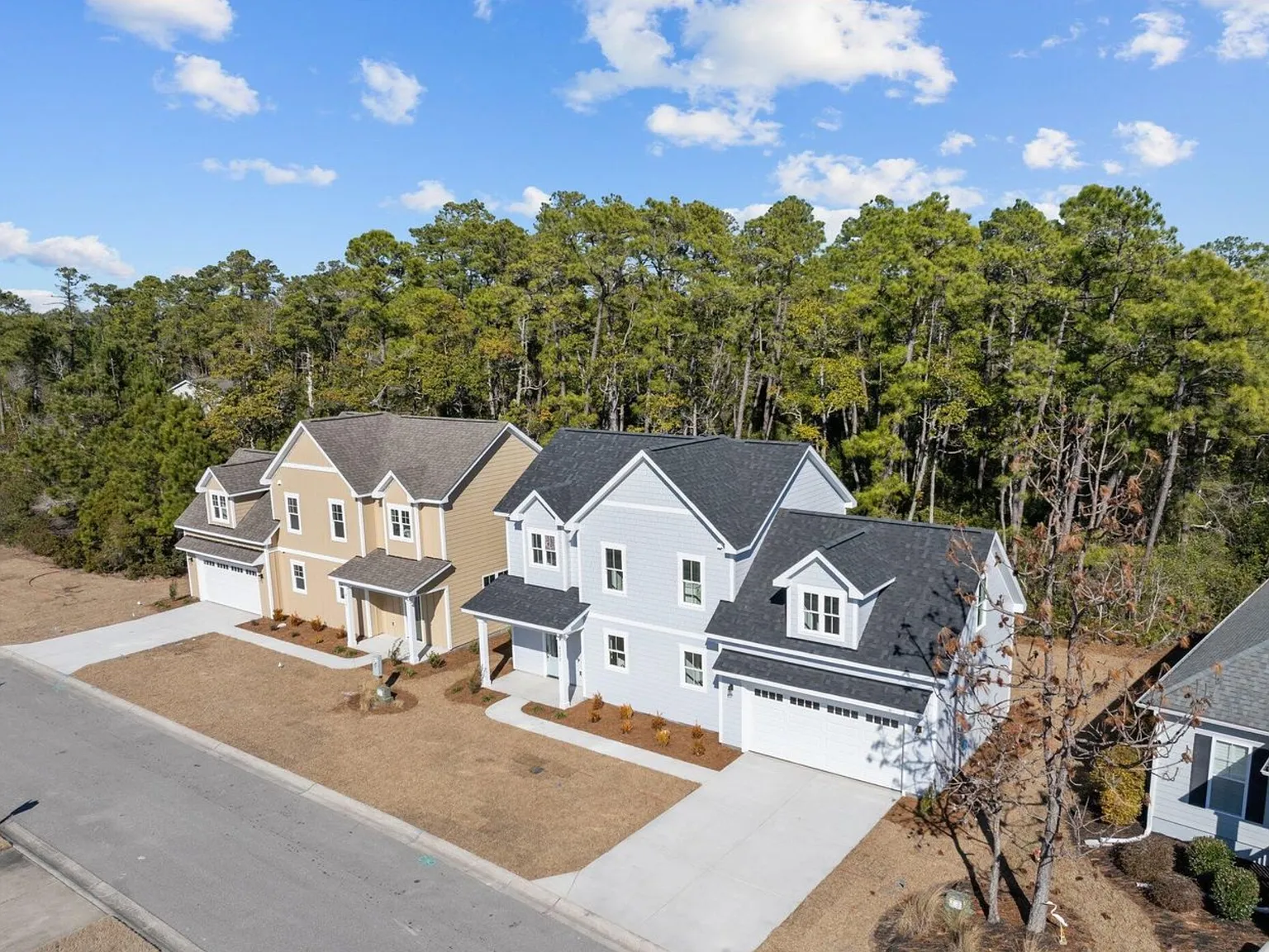 4 bed, 2.5 bath, 1807 sqft, $2,800 — Photo 3