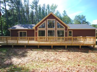 944 Shipyard Rd, Shenandoah, VA 22849