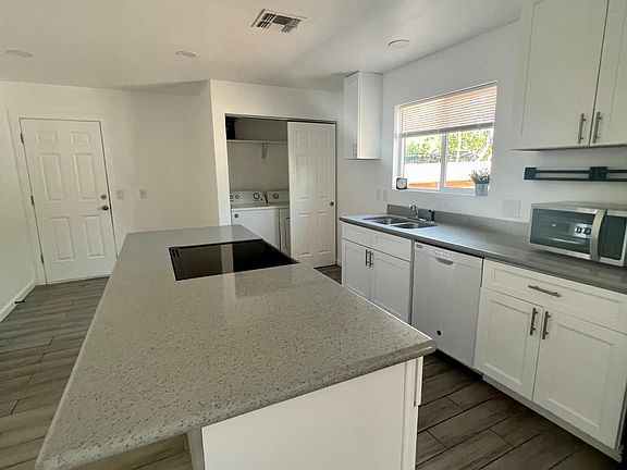 5th image of 2538 W Morten Ave