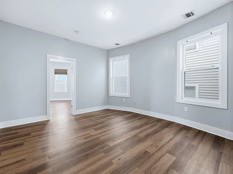 913 S 18th St #2 — Photo 11