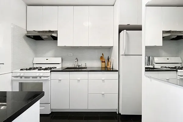 Rented by Compass | media 11