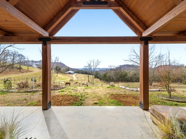 1302 Coosie Branch Rd, Cornersville, TN 37047