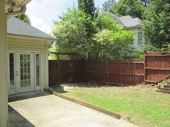 2nd image of 2610 Eastmont Trl