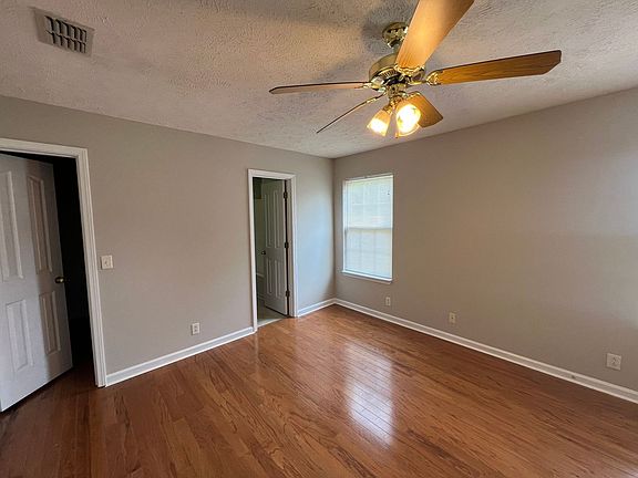4th image of 2513 Gold Valley Dr