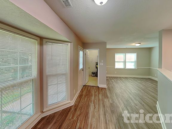 4th image of 2254 Clonmel Pl