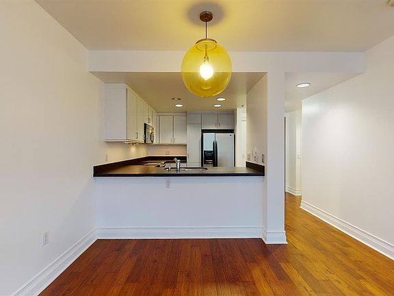 2nd image of 451 Kansas St Unit 402