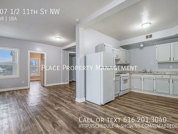 2nd image of 407 1/2 11th St NW