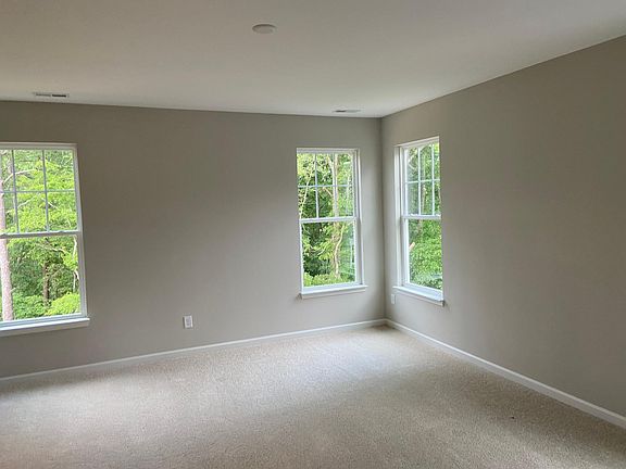 4th image of 813 Richmont Grove Ln