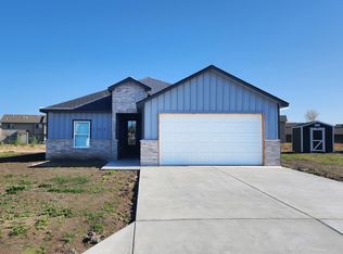 208 Matson St, Newton, KS 67114