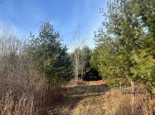 3750 Brauer Rd, Oxford, MI 48371