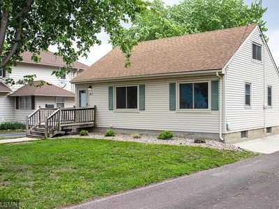 911 Sibley St, Mankato, MN, 56001