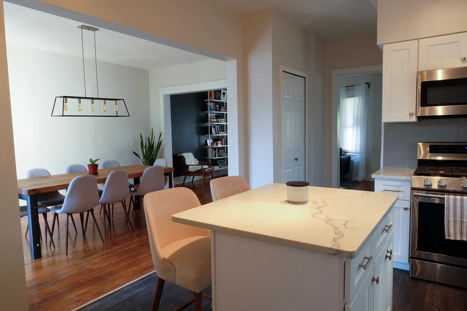 2009 Treadway Ave photo 1