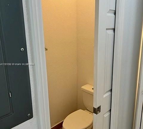 5th image of 10800 NW 88th Ter Unit 212