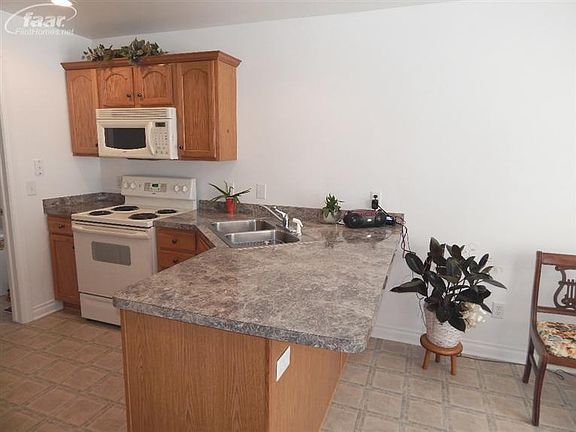 5th image of 1203 Creek View Ct