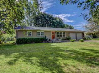 1809 W Main St, Stoughton, WI 53589