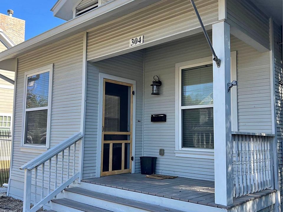 1st image of 304 N Guenther Ave