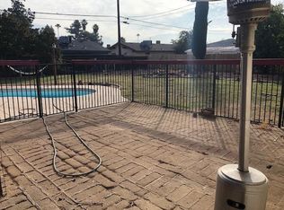 560 W Stuart Ave, Clovis, CA 93612