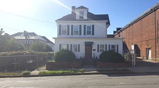 1st image of 90 Deane St