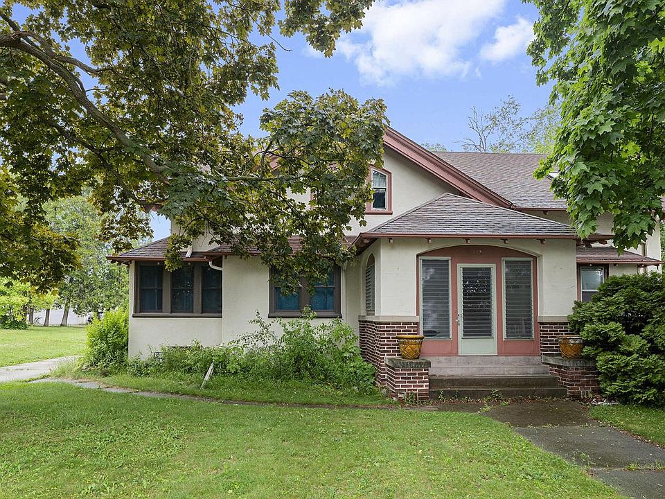 1st image of 220 FOREST AVENUE