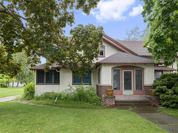 220 FOREST AVENUE, Kewaskum, WI 53040