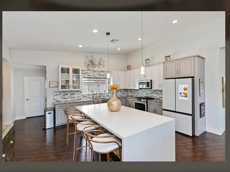 6128 Hawarden Dr — Photo 14