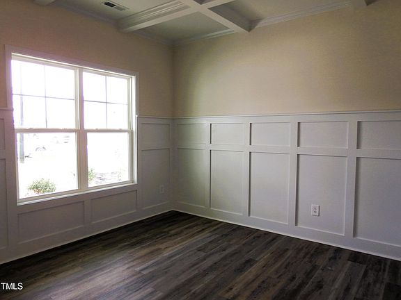 3rd image of 308 Glee St