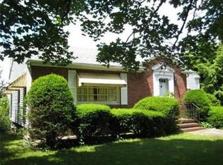 1 Peters St, North Andover, MA 01845