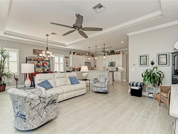 5th image of 10434 Medjool Dr