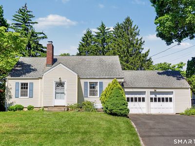 10 Koger Road, Trumbull, CT, 06611