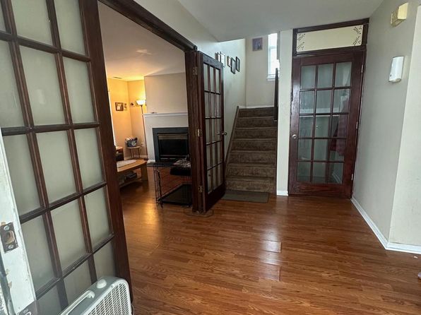 11 Foxton Dr, Atco, NJ 08004