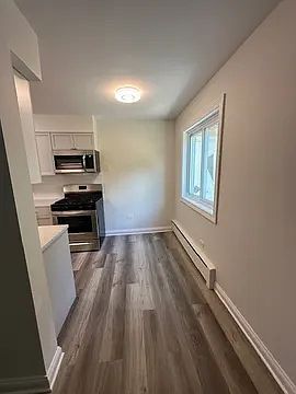 5th image of 9009 Skokie Blvd APT 1A