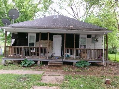 407 S 3rd St, Elsberry, MO, 63343