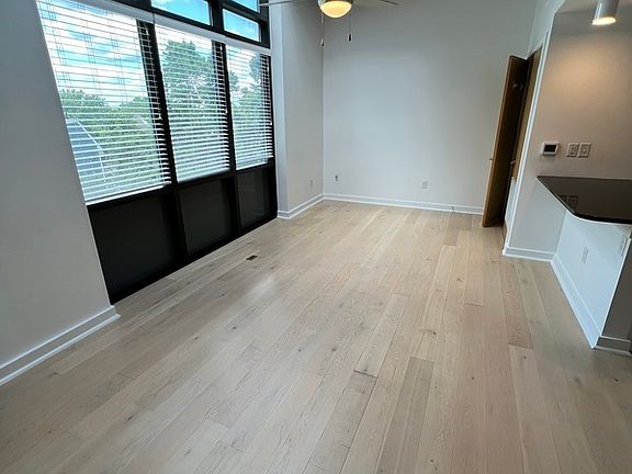 3rd image of 418 N 25th St APT 320