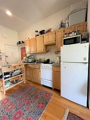 Rented by Best Apartments North Inc | media 13