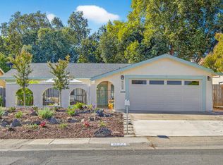 8122 Stacey Hills Dr, Citrus Heights, CA 95610