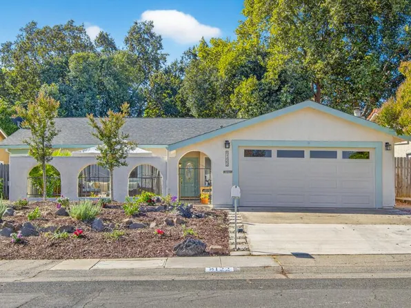 8122 Stacey Hills Dr, Citrus Heights, CA 95610