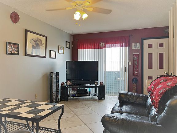 5th image of 372 Bluefish Dr APT 203