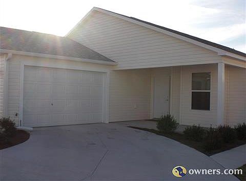 2nd image of 2504 Yalaha Ave