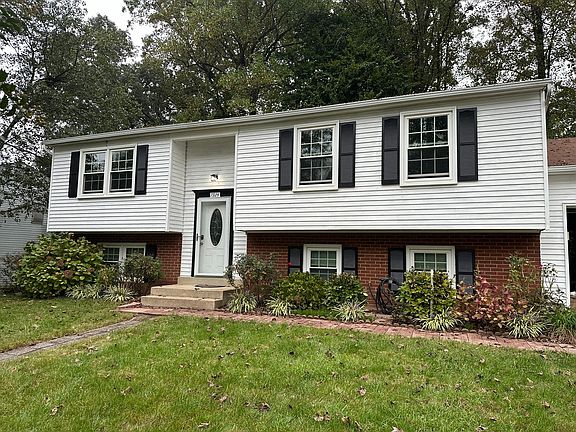2nd image of 7924 Freehollow Dr
