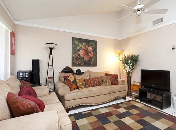 2nd image of 1415D Palo Blanco Dr