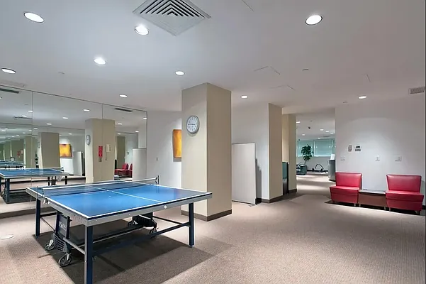 Rented by Compass | media 22