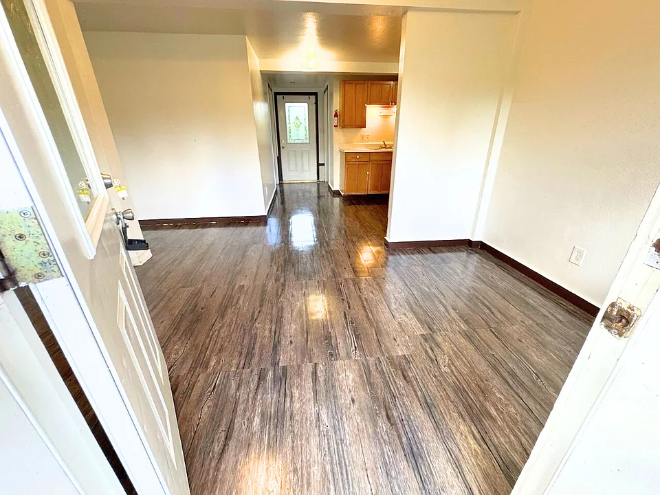 17-1156 Volcano Rd #1