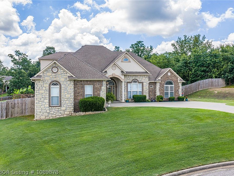 1st image of 1198 Highland Cir