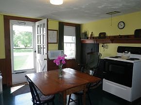 2nd image of 945 Old Homestead Hwy