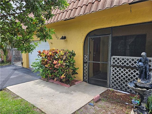 1st image of 7908 NW 70th Ct