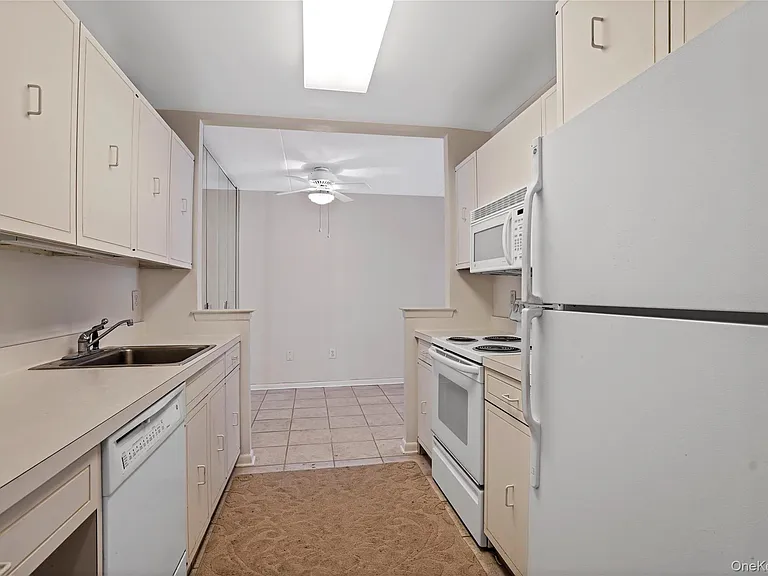 200 High Point Dr #308 — Photo 12